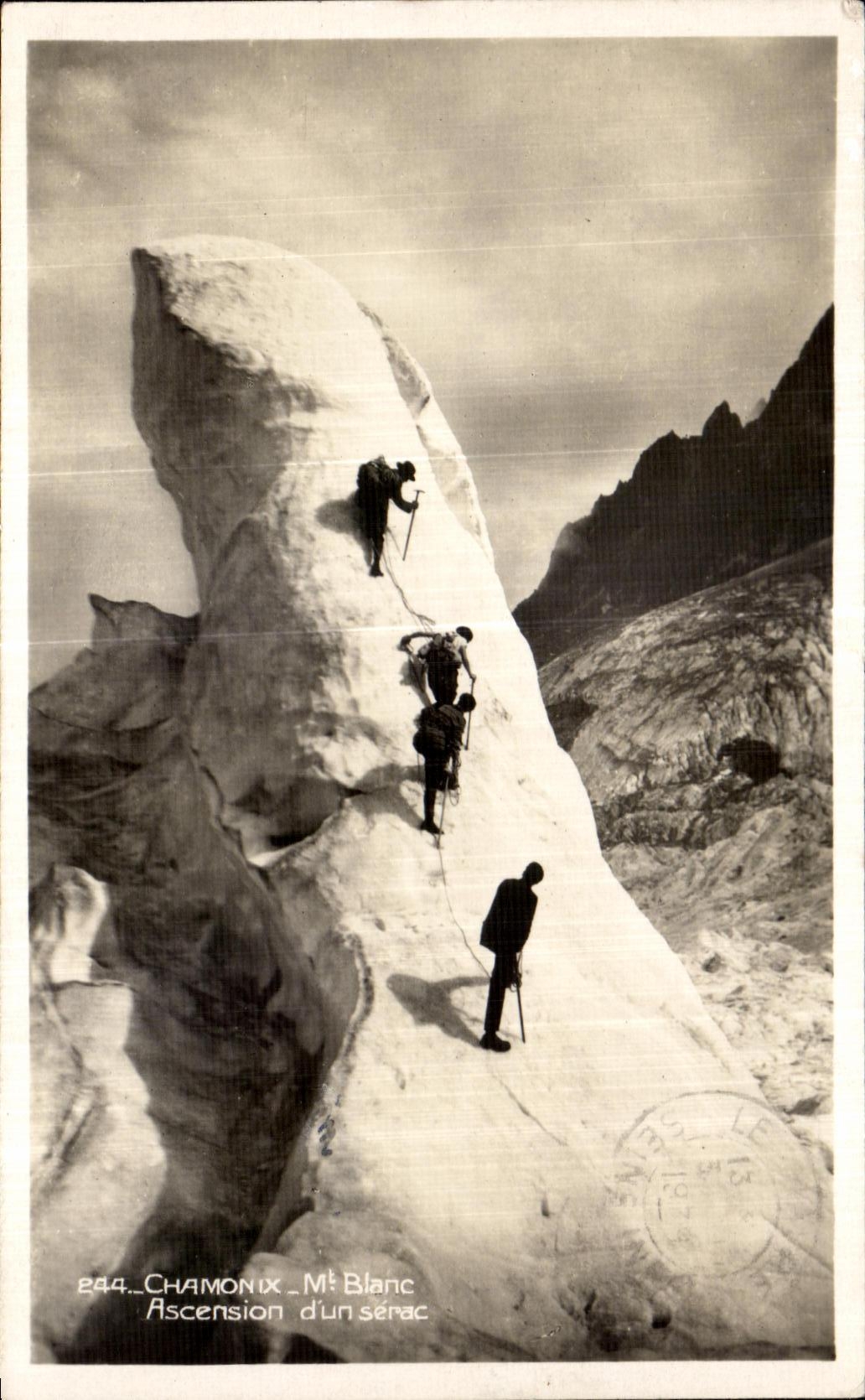 CPA Chamonix MT White rise a Alpnisme serac