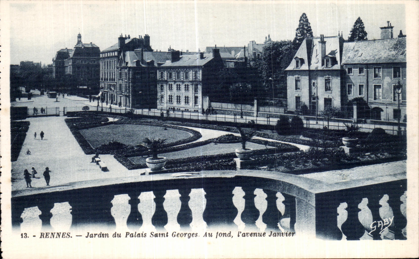 CPA Rennes Jardin du Saint Georges Au Fond 