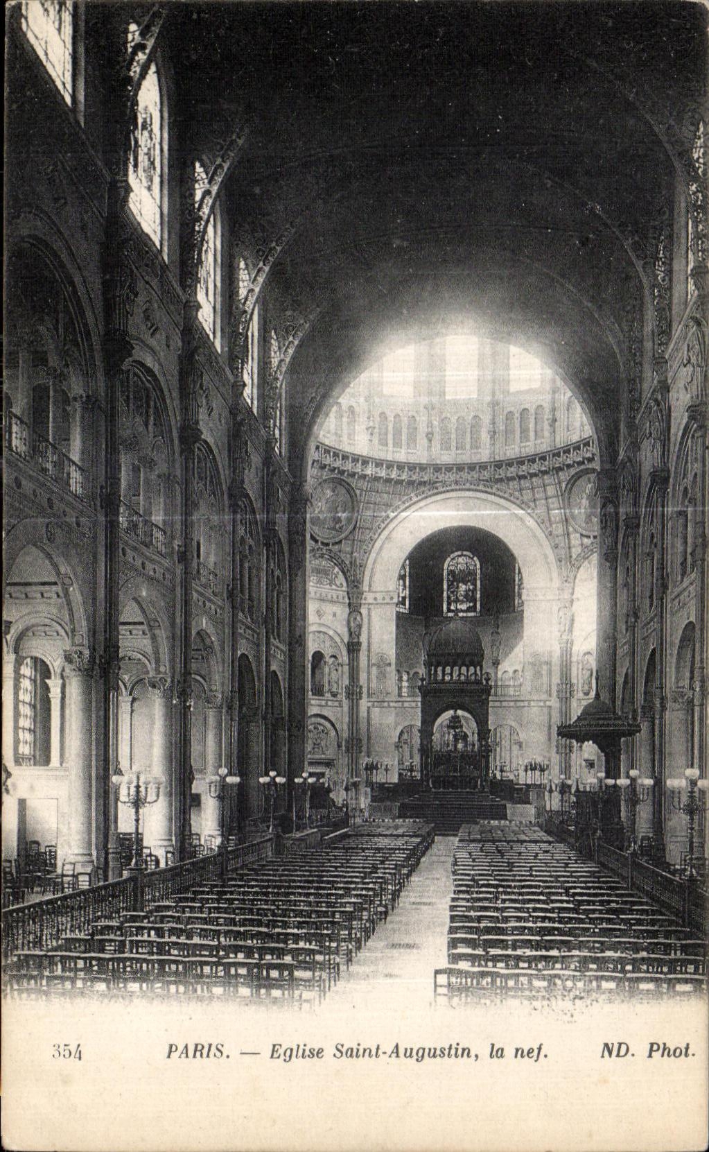 CPA Paris Church Saint Augustin the nave