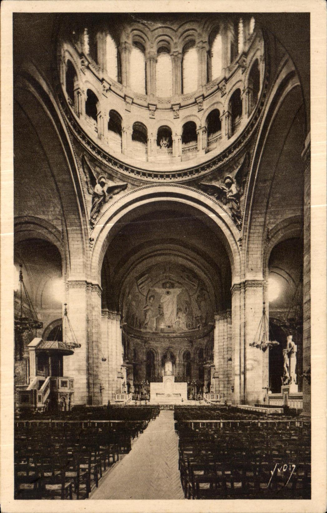 CPA Paris Montmartre Basilique Crowns Heart the chorus