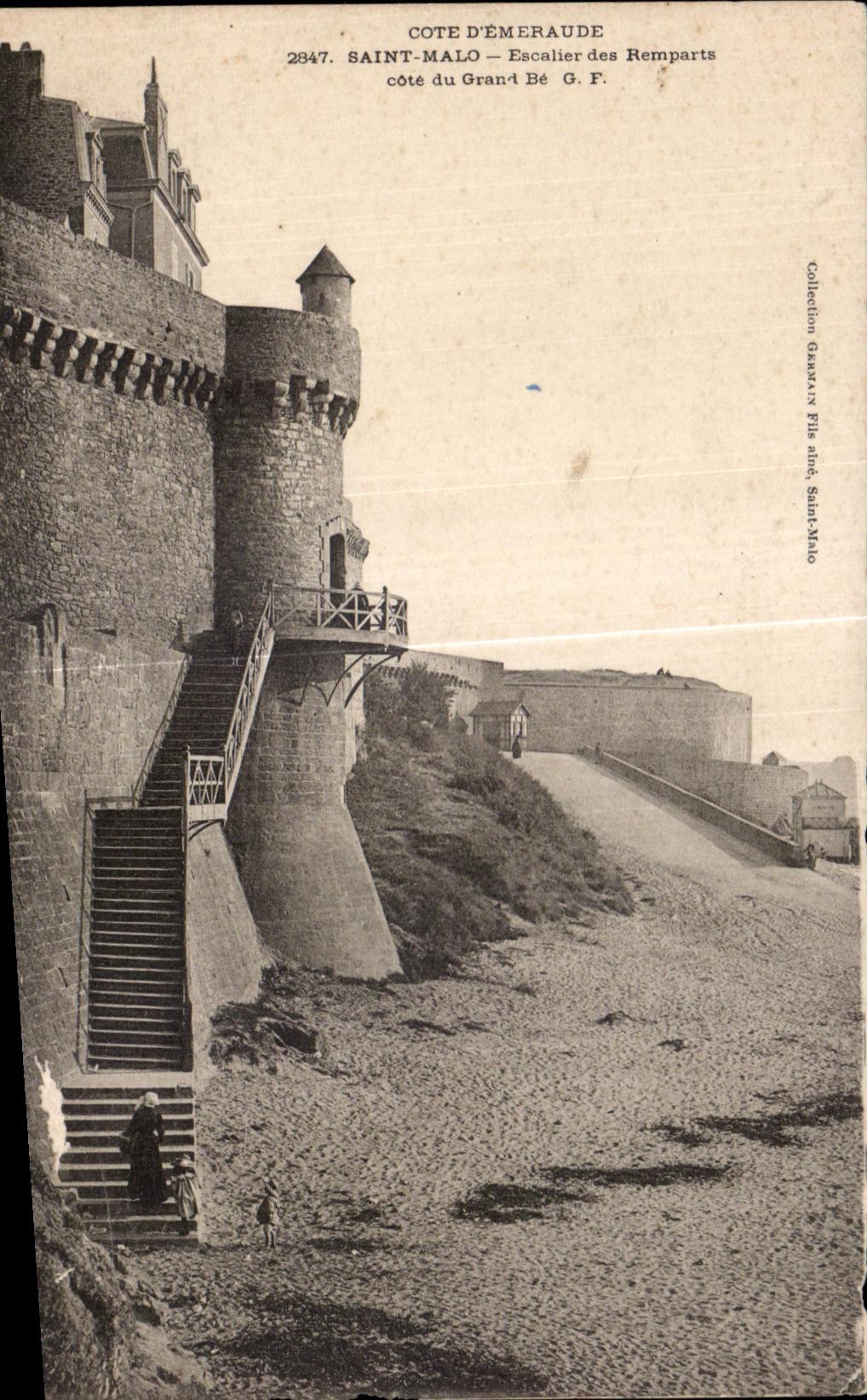 CPA Saint Malo Escalier of the Walls Dimensions Large Be