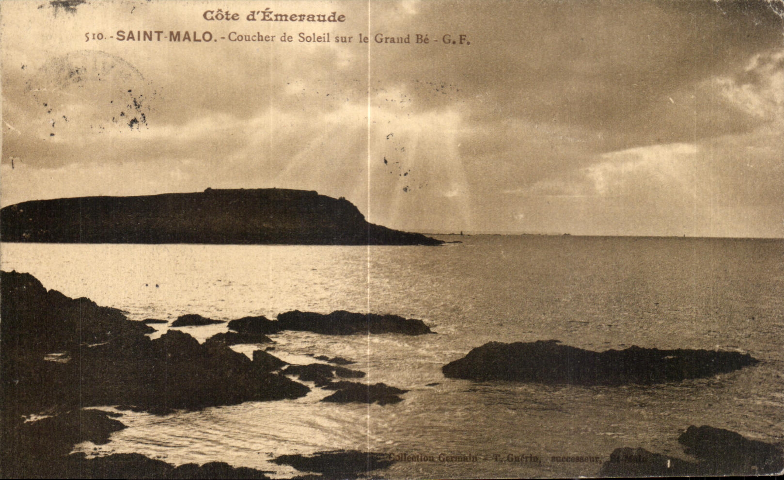 CPA Saint Malo Coucher de Soleil sur le Grand Be