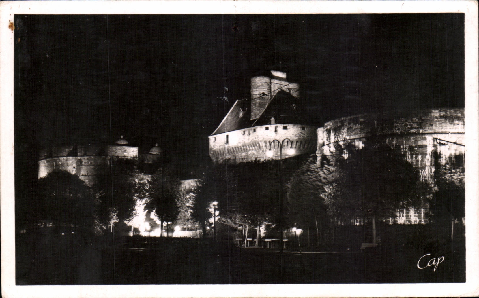 CPA Saint Malo Illumination of the Castle