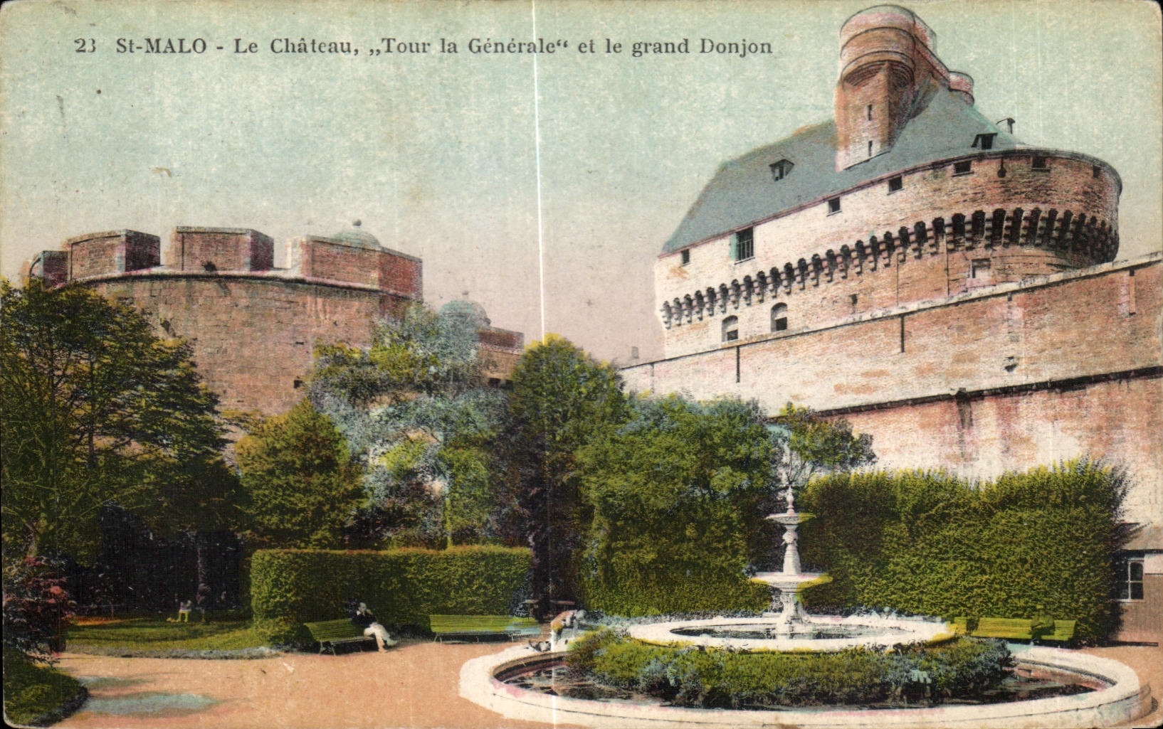 CPA Saint Malo the Castle Tower Gererale and the Large Keep
