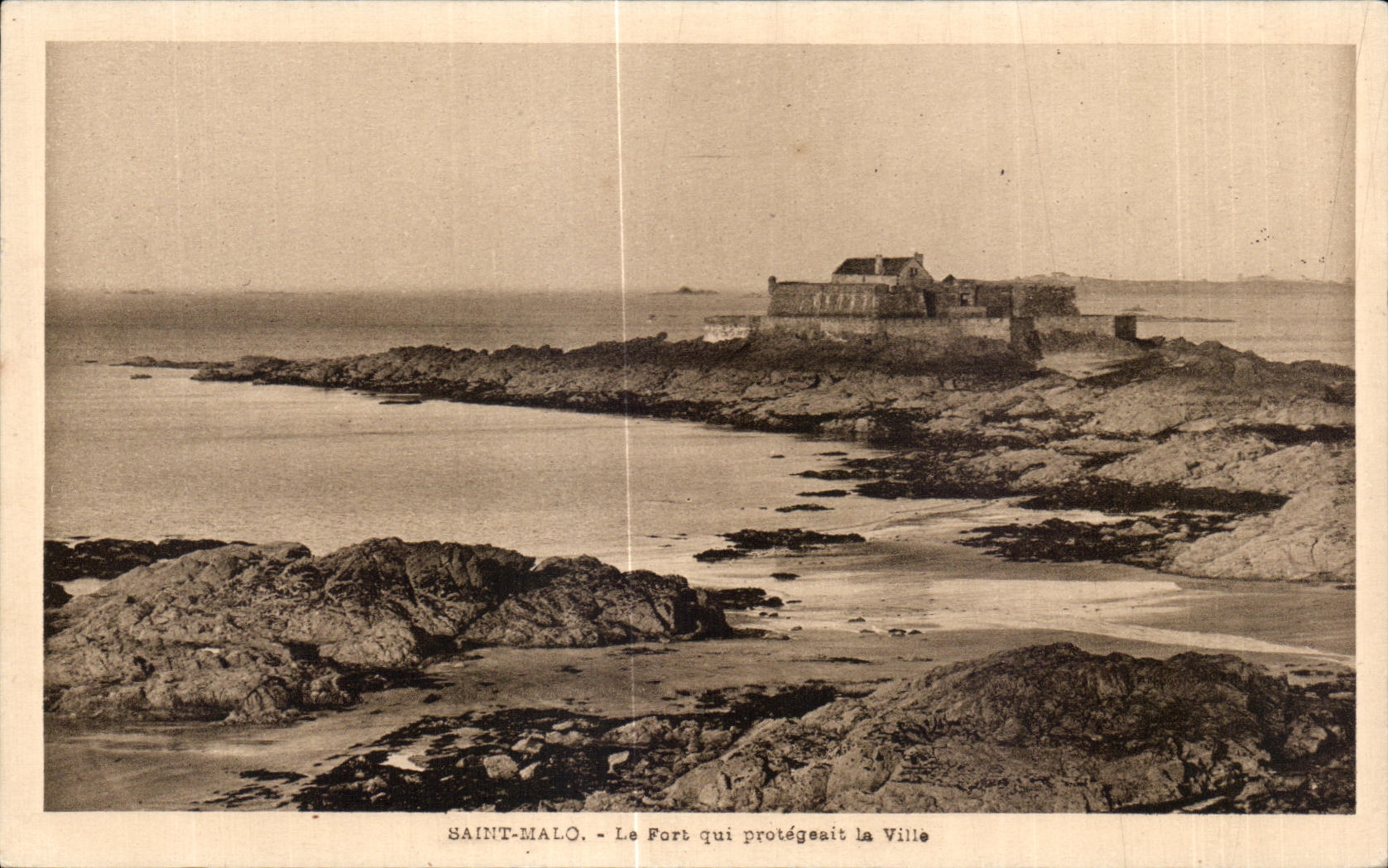 CPA Saint Malo Le Fort qui Protegeait La Ville