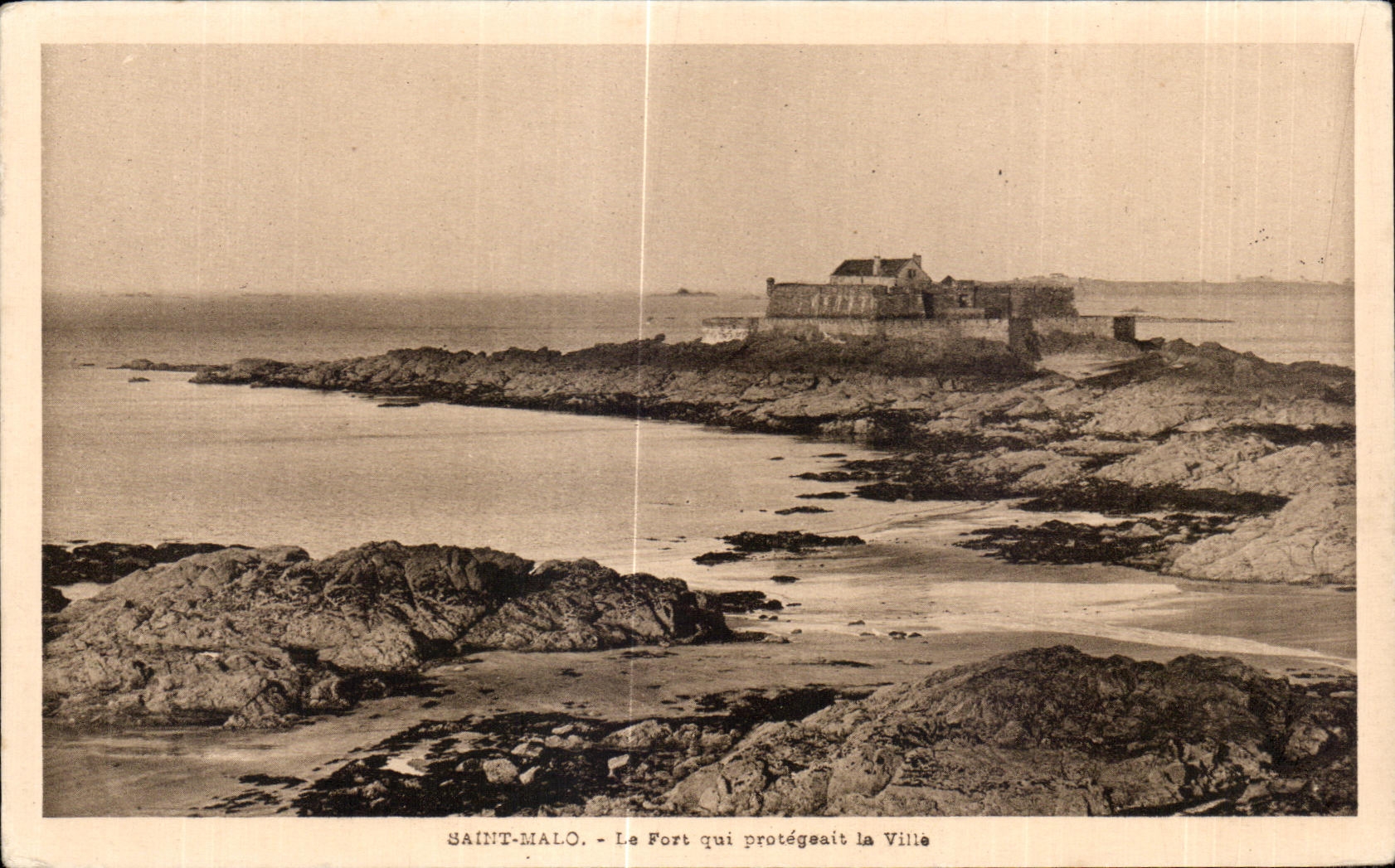 CPA Saint Malo Le Fort qui Protegeait La Ville