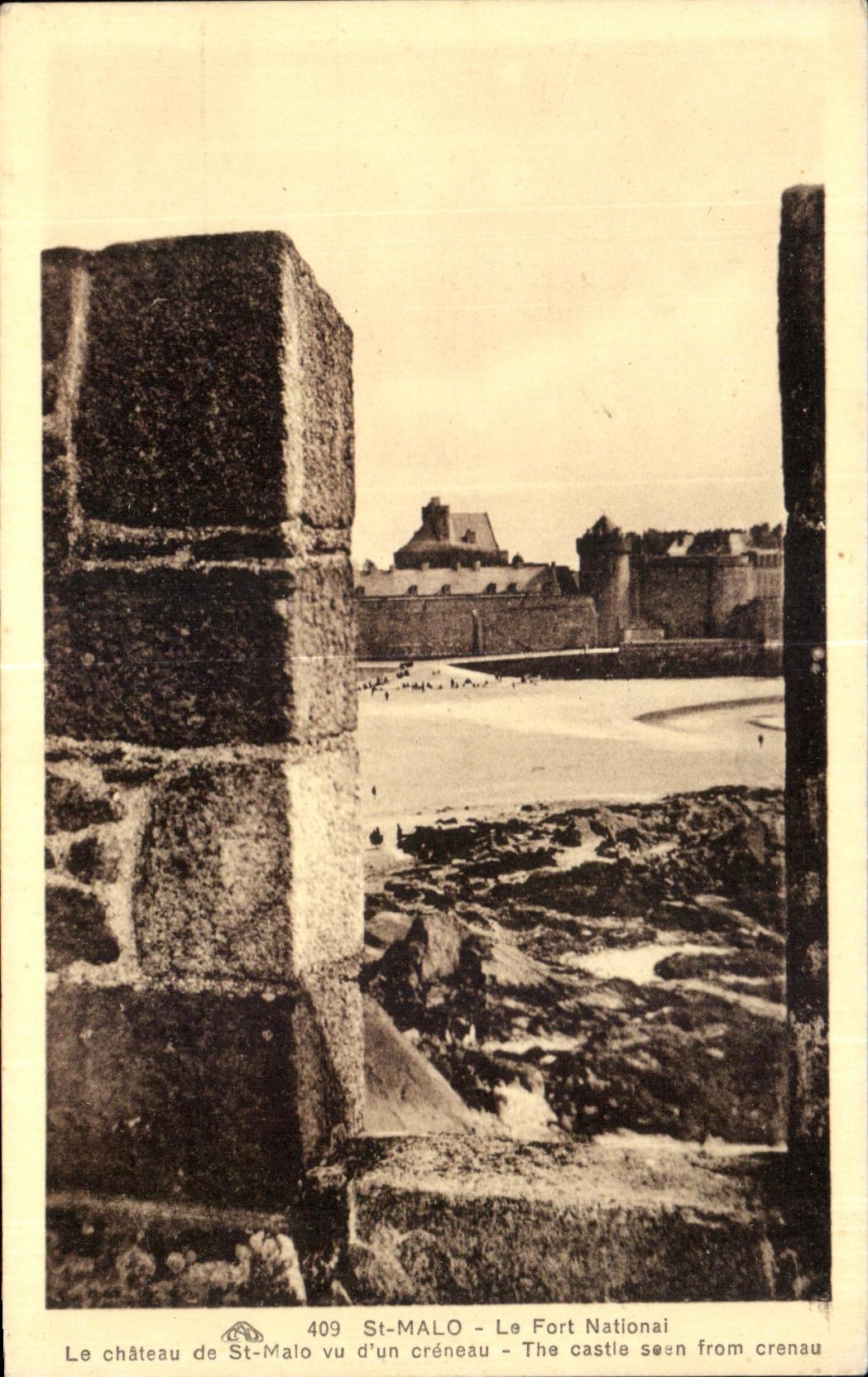 Nacional de la fortaleza de Malo del santo de CPA el castillo de St Malo que considera un crenel