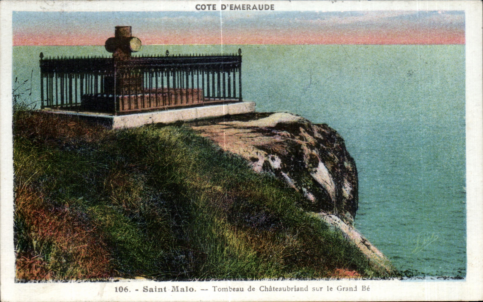 CPA Saint Malo Tombeau de Chateaubriand sur le Grand Be