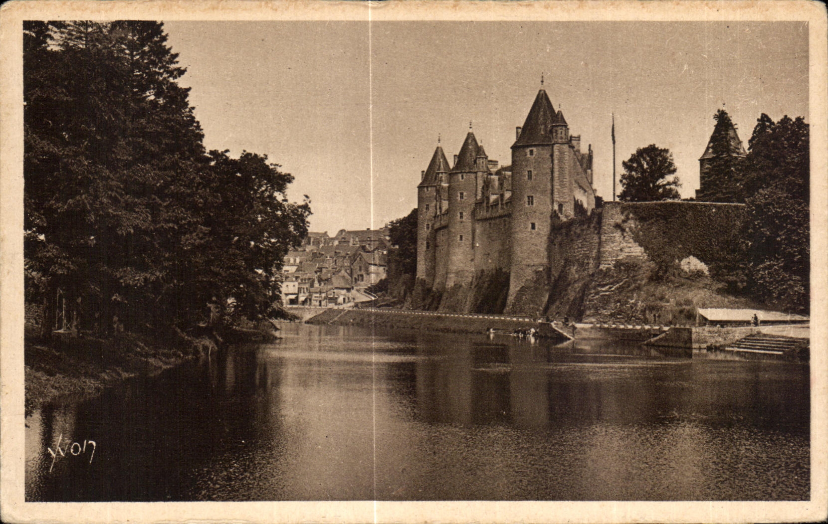 Los bordes suaves de CPA Francia Bretana Josselin (Morbihan) de expulsan y el castillo del vle