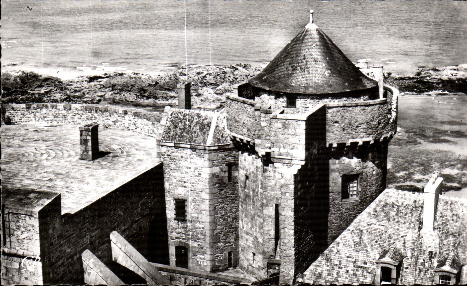 Santo Malo ISCECorsair de CPA la pequena subsistencia