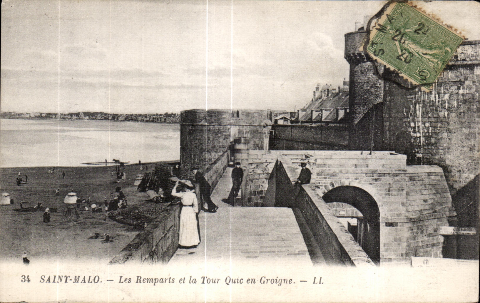 Las paredes de Malo del santo de CPA y el Quic se elevan en Groingne