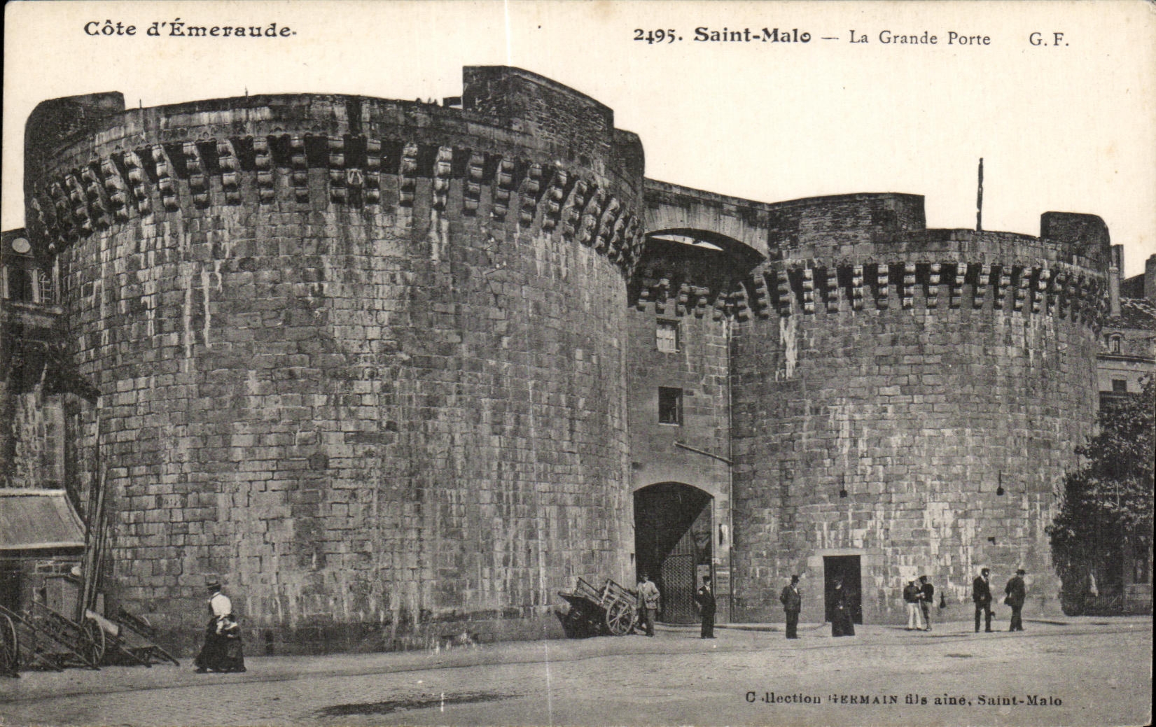 El santo Malo de CPA la puerta grande dimensiona Emeraude