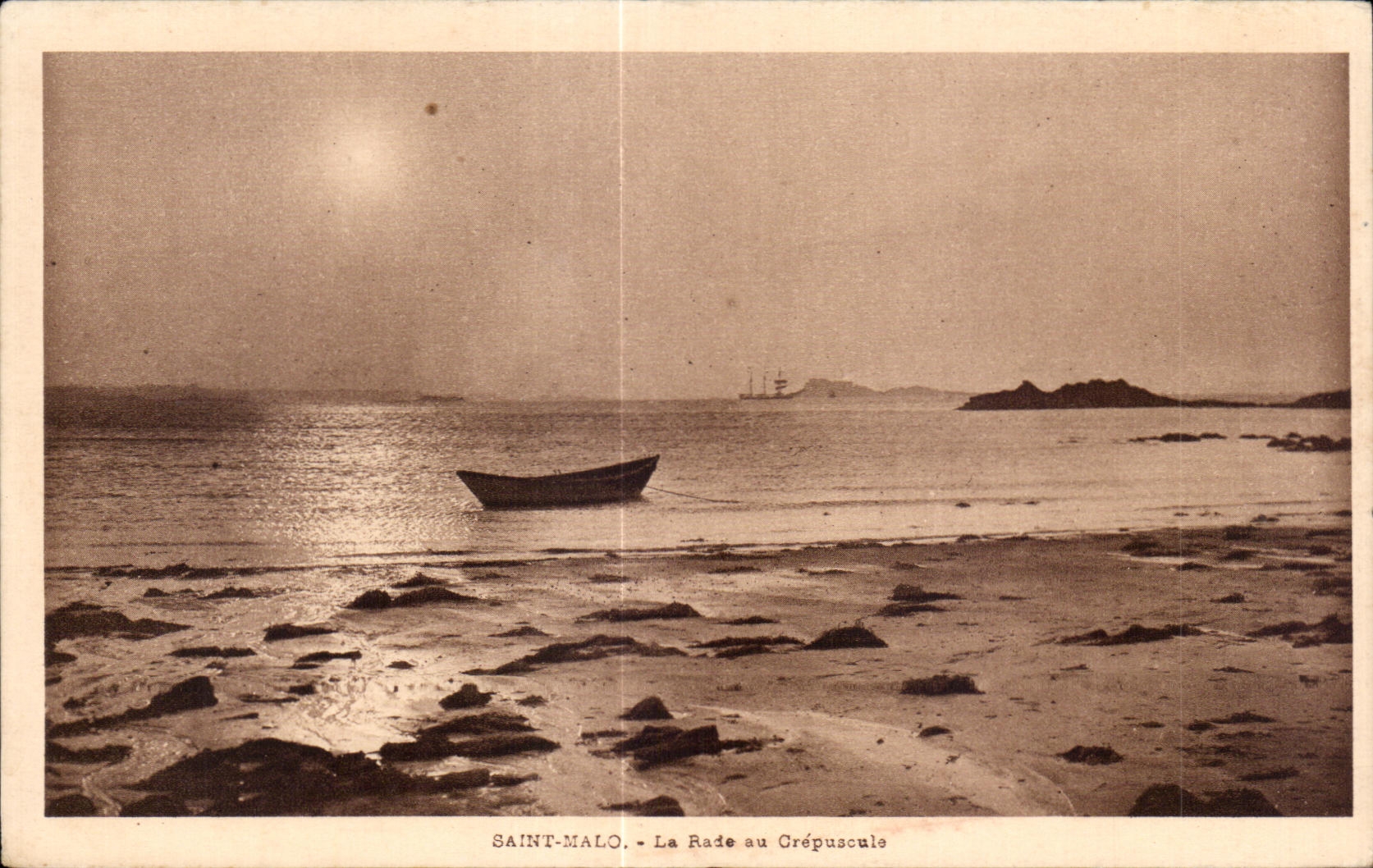 Caminos de CPA Sant Malo en el crepusculo