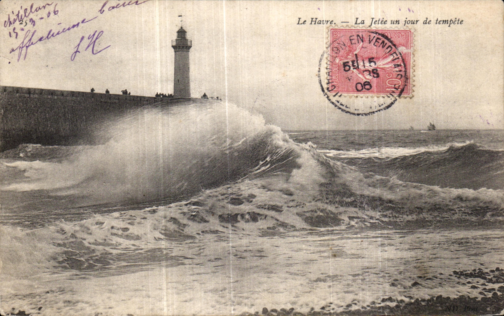 CPA Le Havre La Jetee un Jour de tempere