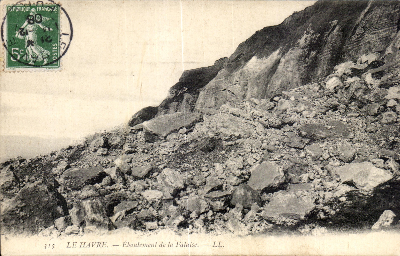 CPA Le Havre Crumbling of Cliff