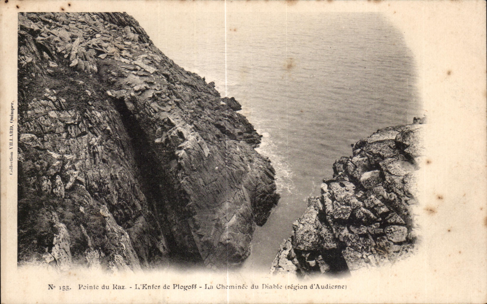 CPA Ponte du Raz L Enfer de Plogott La Cheminee du Diable tergion d Audicene