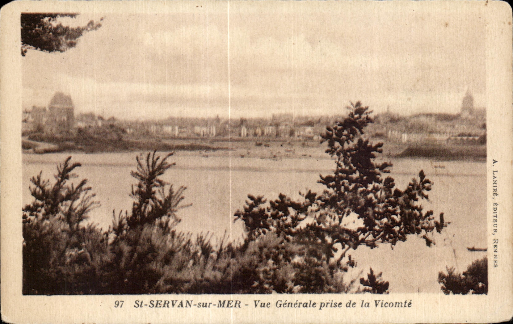 CPA St Servan sur Mer Vue Generale prise de la Vicomte