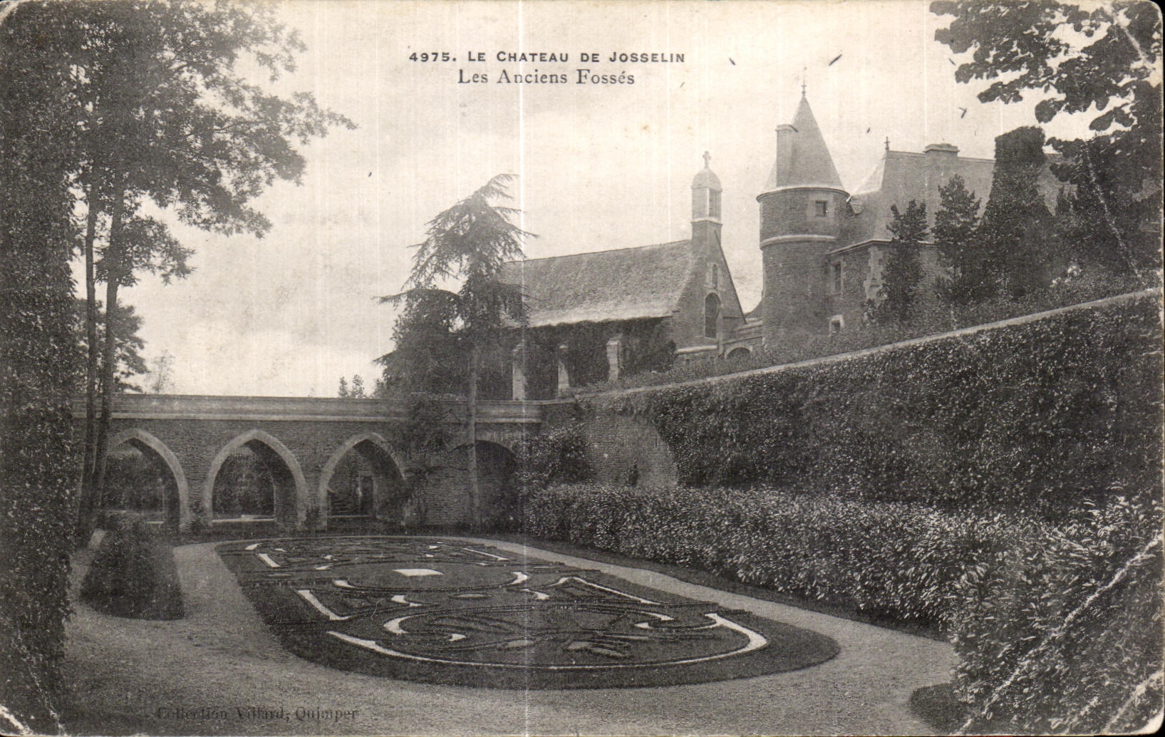 CPA los hoyos viejos de Castle De Josselin
