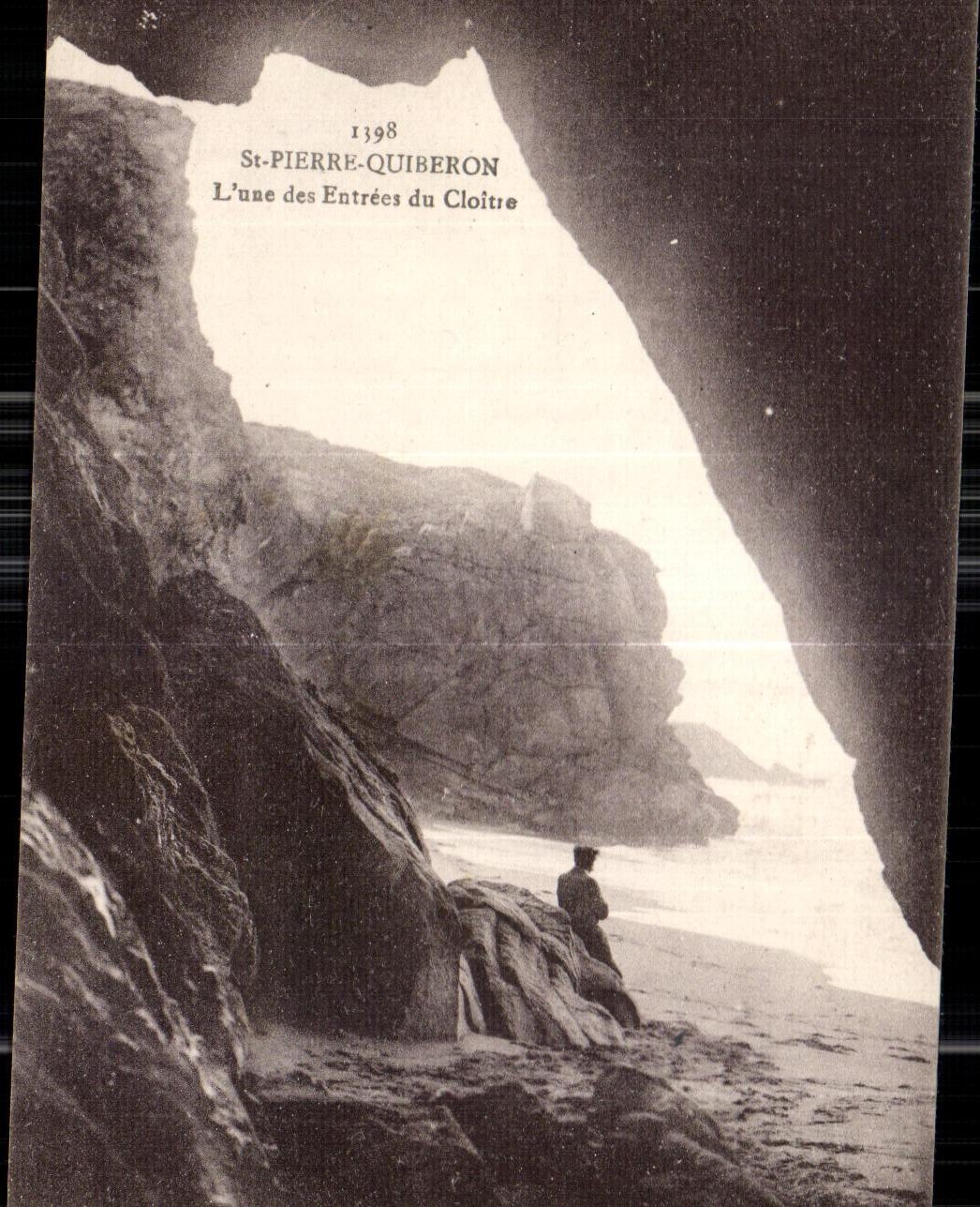 CPA St Pierre Quiberon L une des Entrees du Cloitre