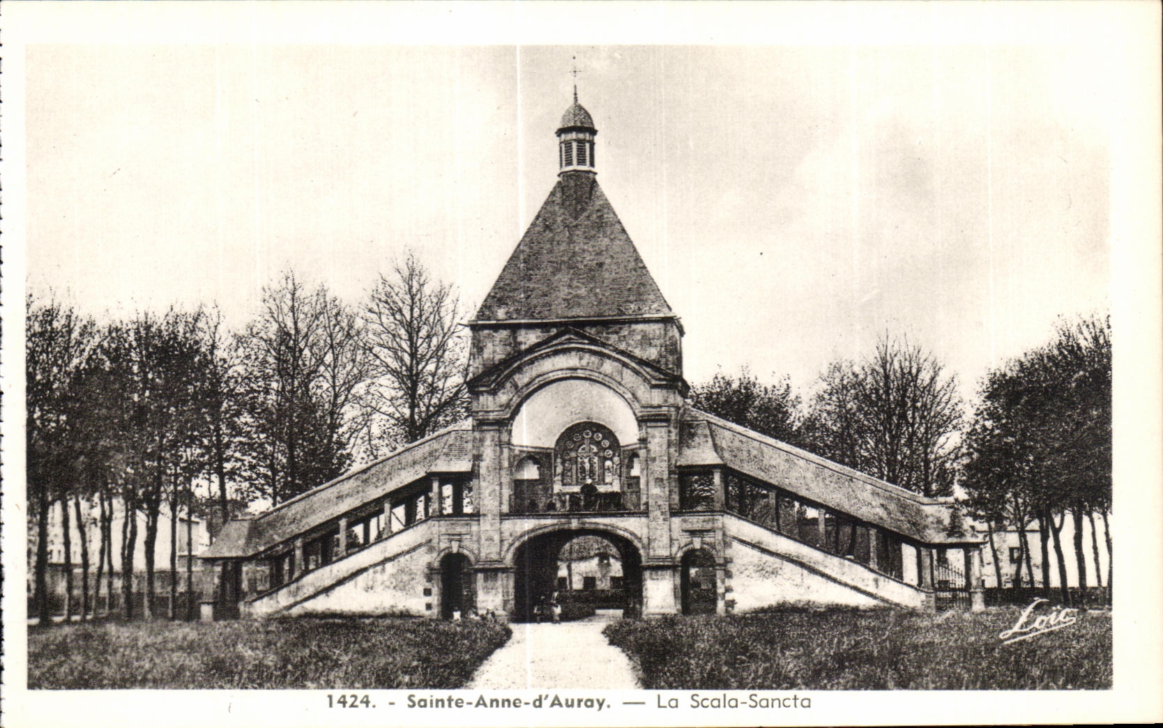 CPA Anne Auray Le Scala Sancta