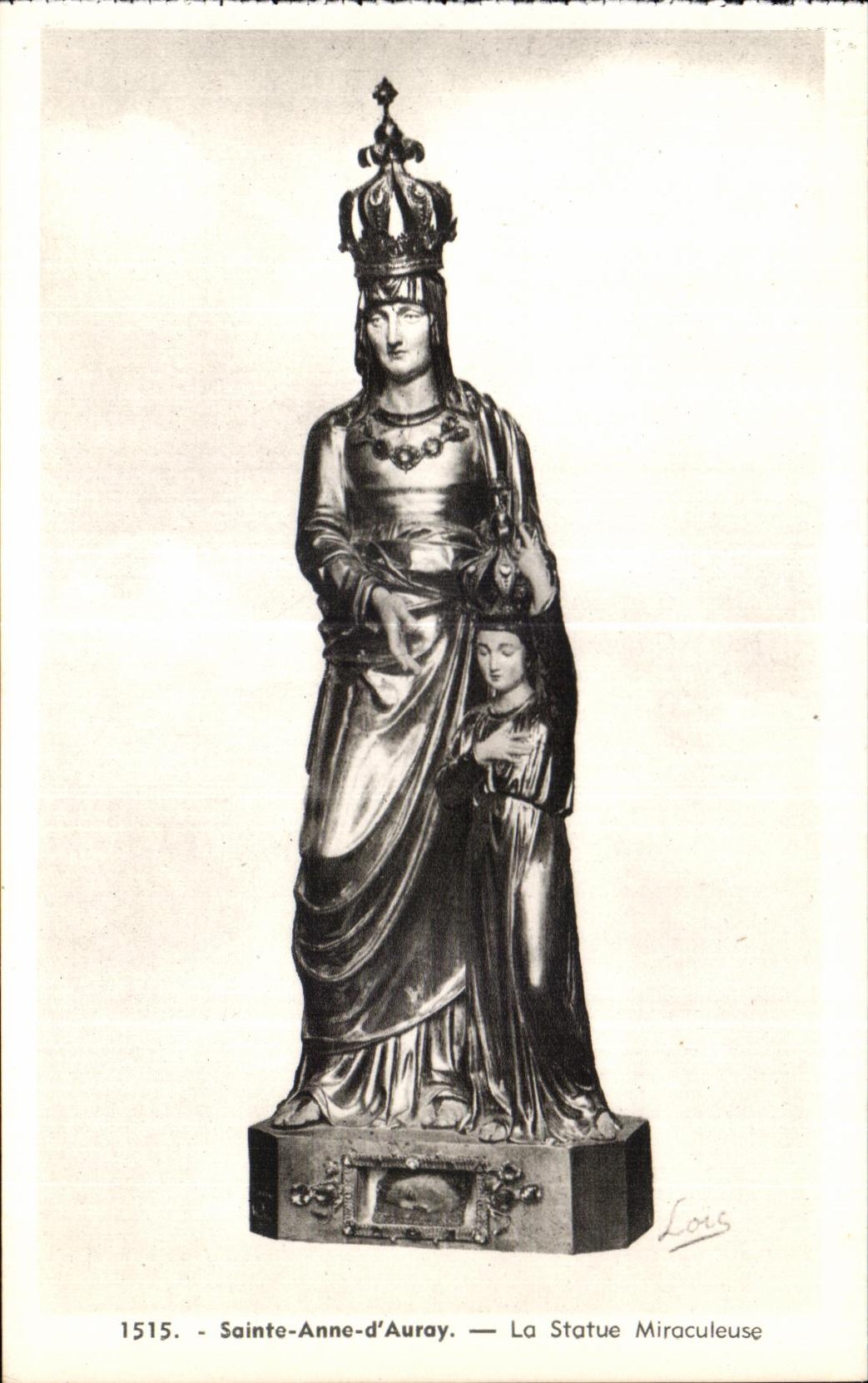 CPA Anne Auray the Statue Miraculous one