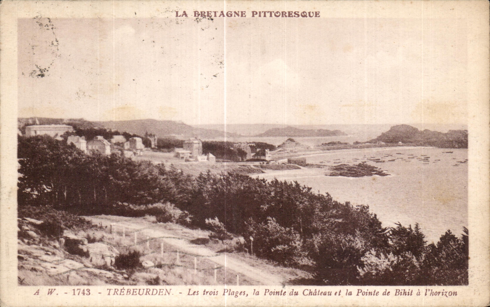 CPA Trebeurden Les trois Plages la Pointe du Chateau et la Pointe de