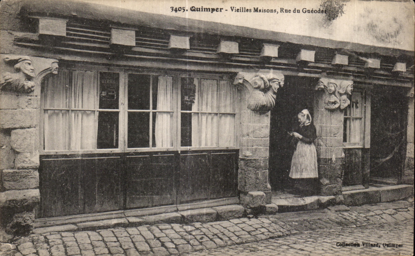 CPA Quimper Vieilles Maisons Rue du Gueodec