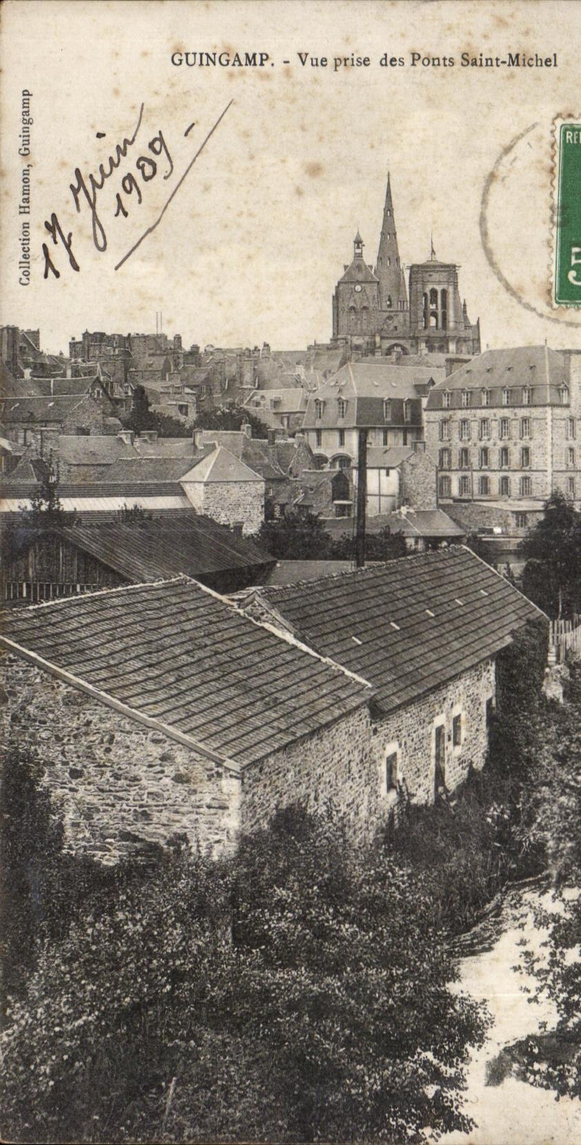 CPA Guingamp Vue prise des Ponts Saint Michel