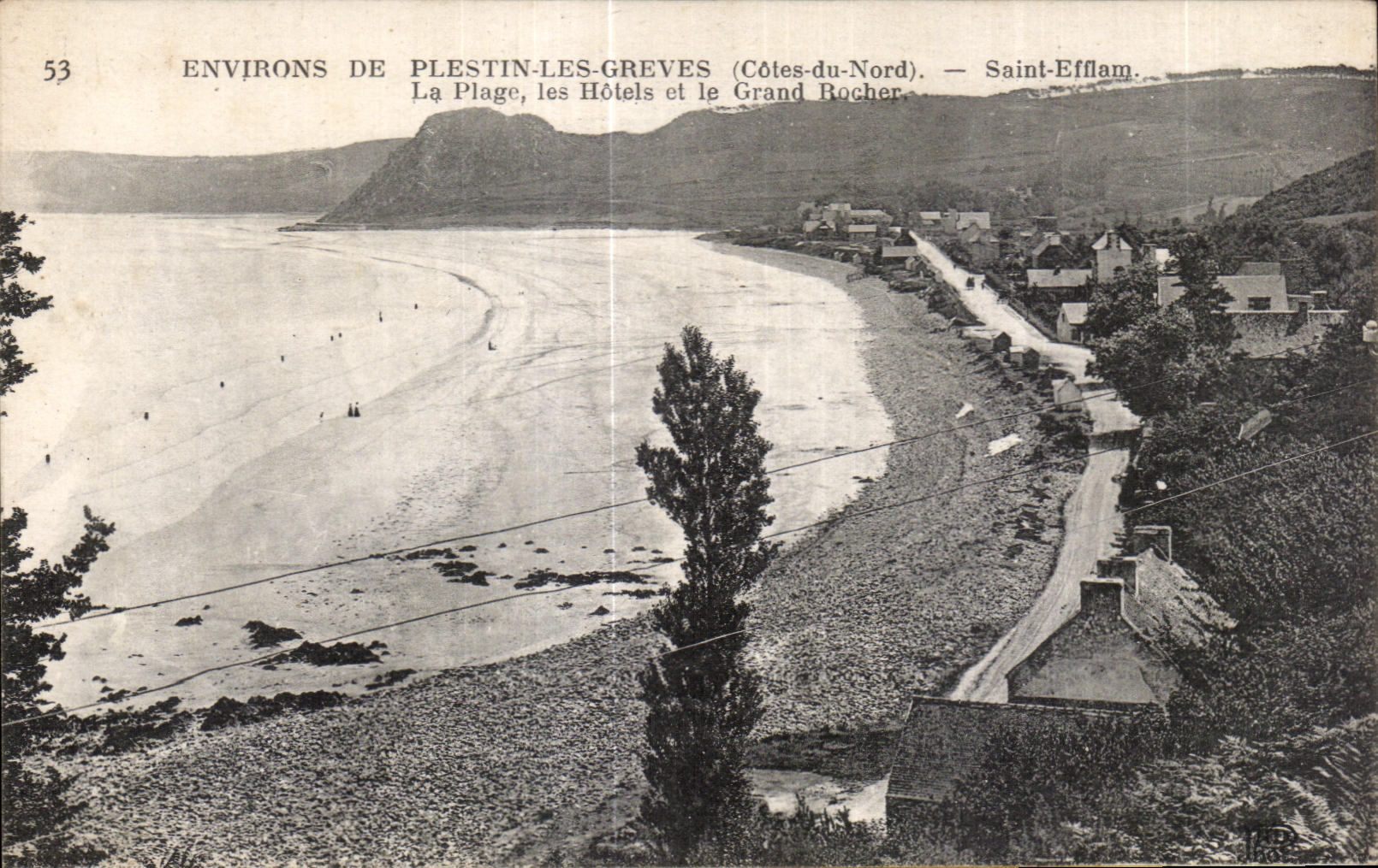 CPA Environs De Plestin Les Greves Saint Efflam La Plage les Hotels et la Grand Bocher