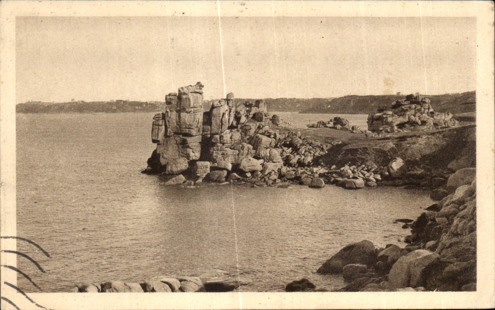 CPA Ploumanach en Perros Guirec Les Rochers du Squevel