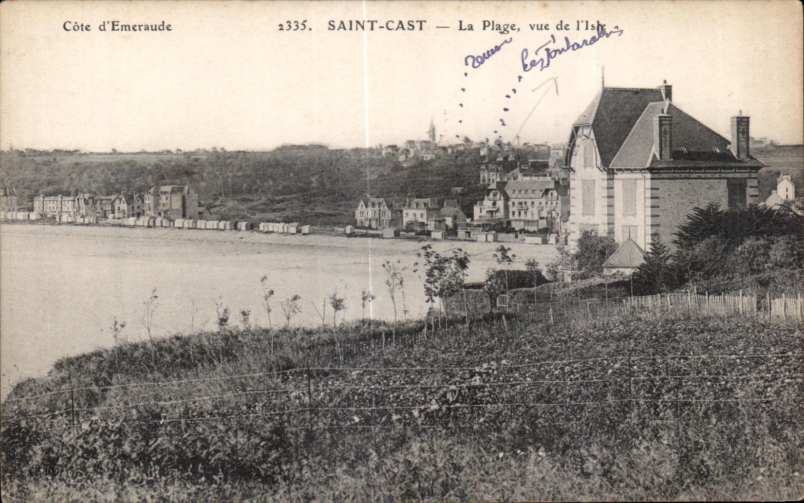 CPA Saint Cast La Plage Vue de l Isle 