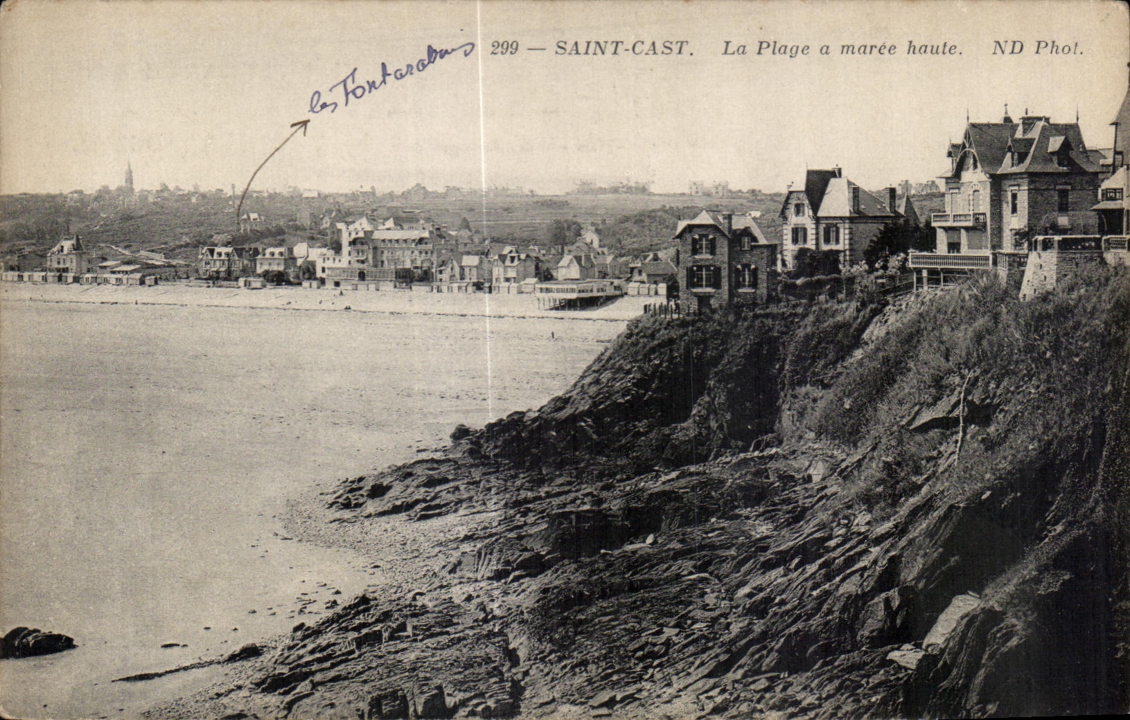 CPA Saint Cast La Plage a maree haute Nd Phol