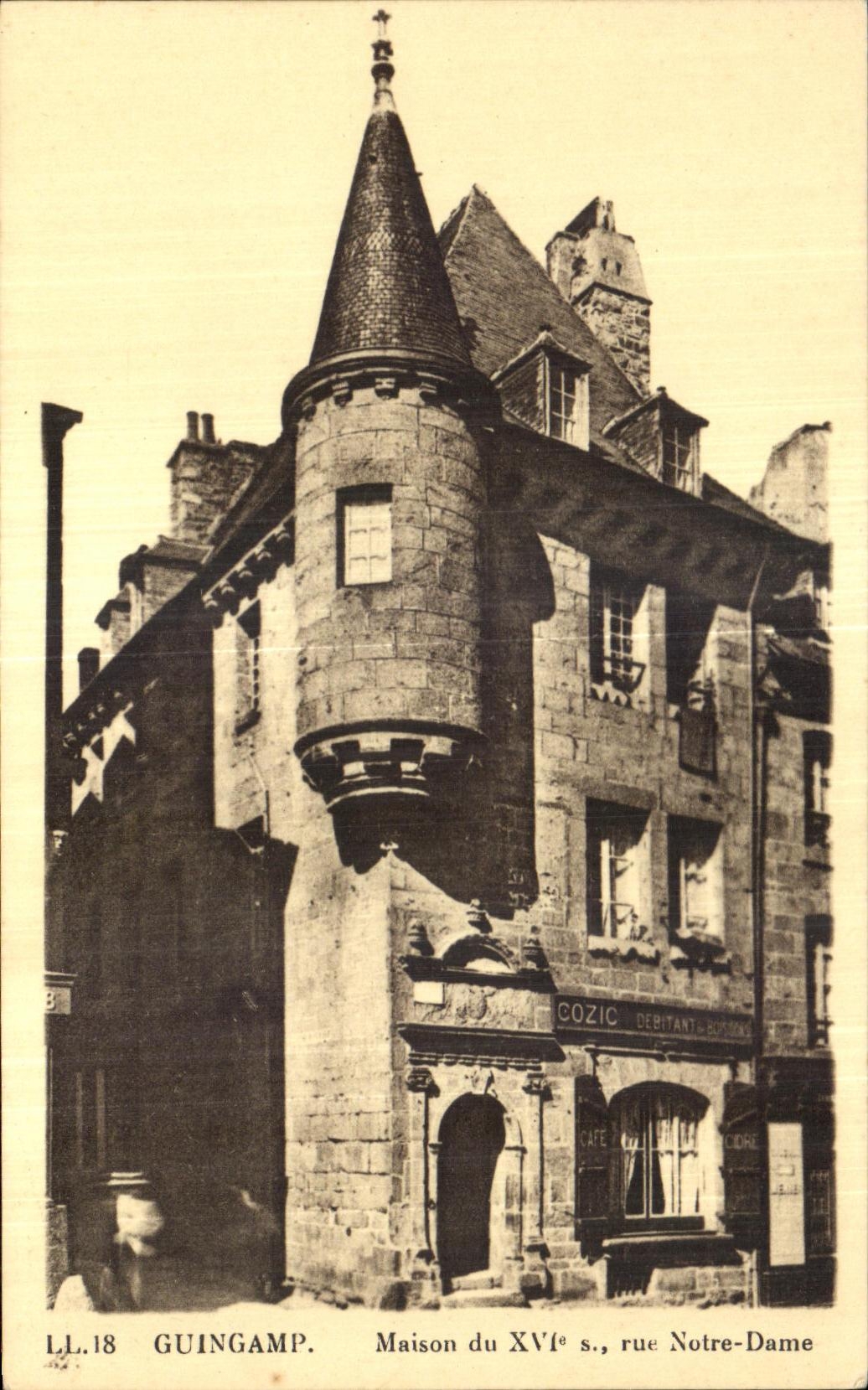 CPA Guingamp Maison du XV