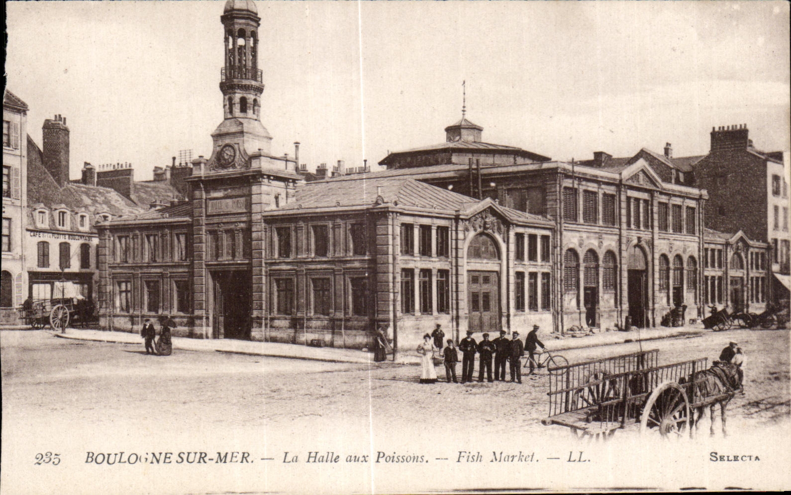 CPA Boulogne on Sea the Market With the Forest pastures