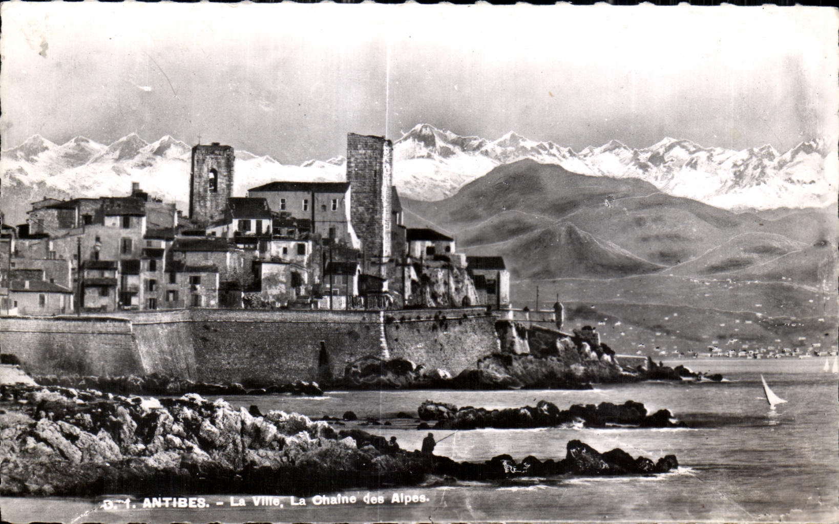 CPA Antibes La Ville La Chaine des Alpes