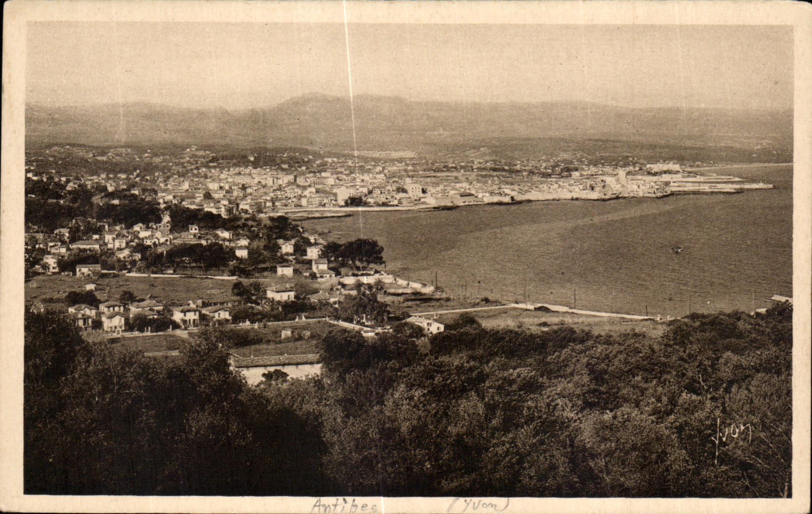 CPA Antibes l Anse Saint Roch