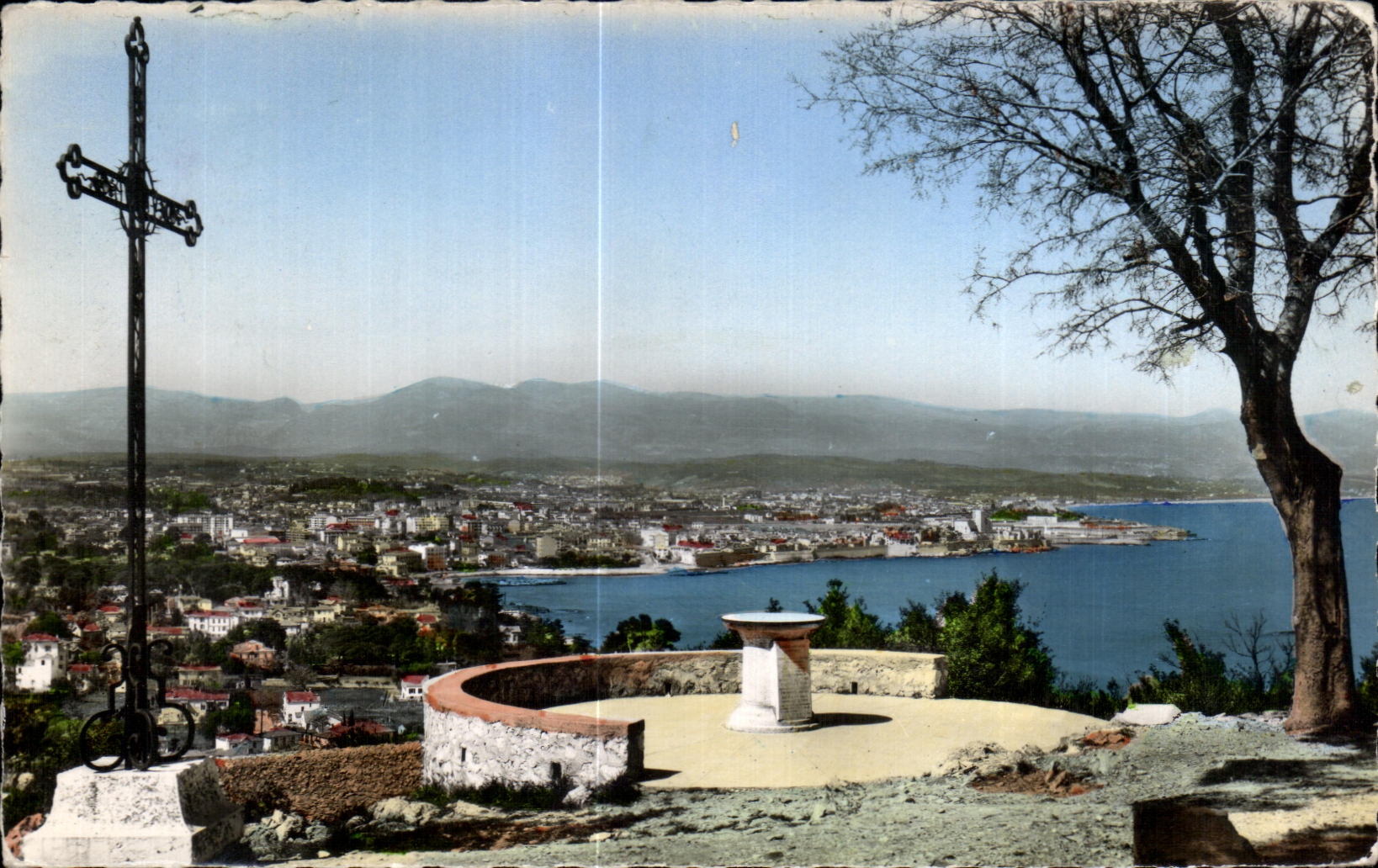 CPA Le Cap d Antibes La Garoupe Vue Sur Antibes