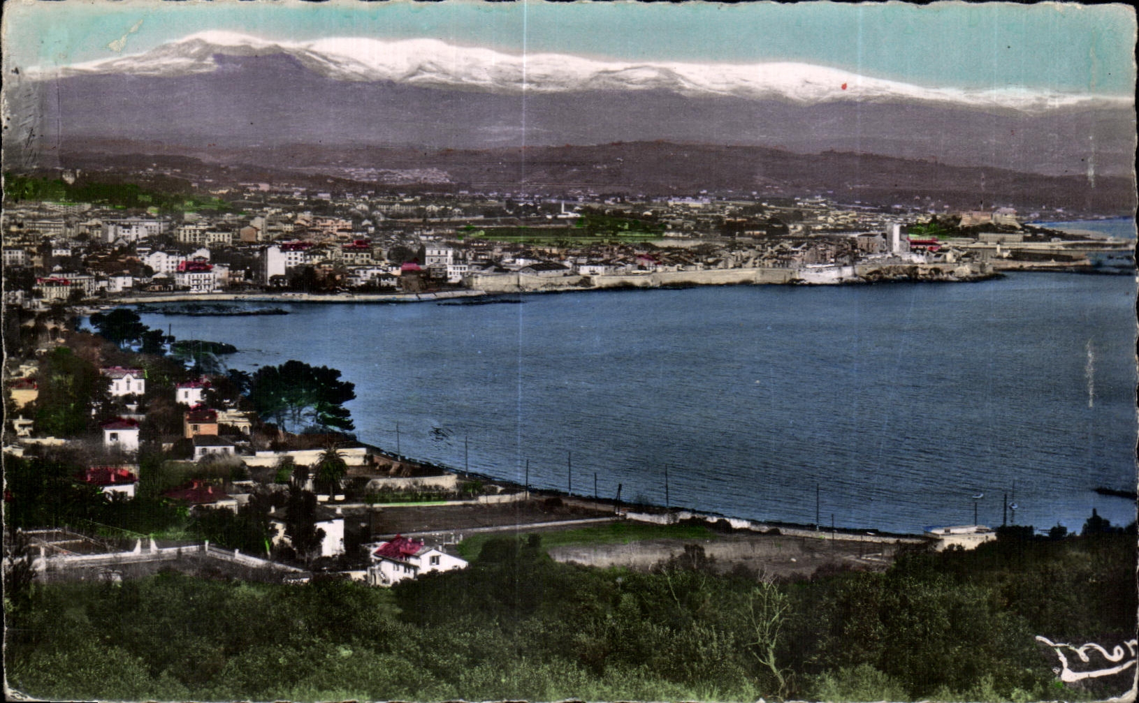CPA LA Cote d Azur 1625 Antibes Vue generale