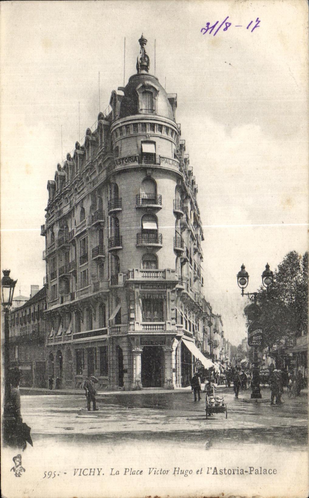 CPA Vichy the Place Victor Hugo and Astoria De luxe hotel