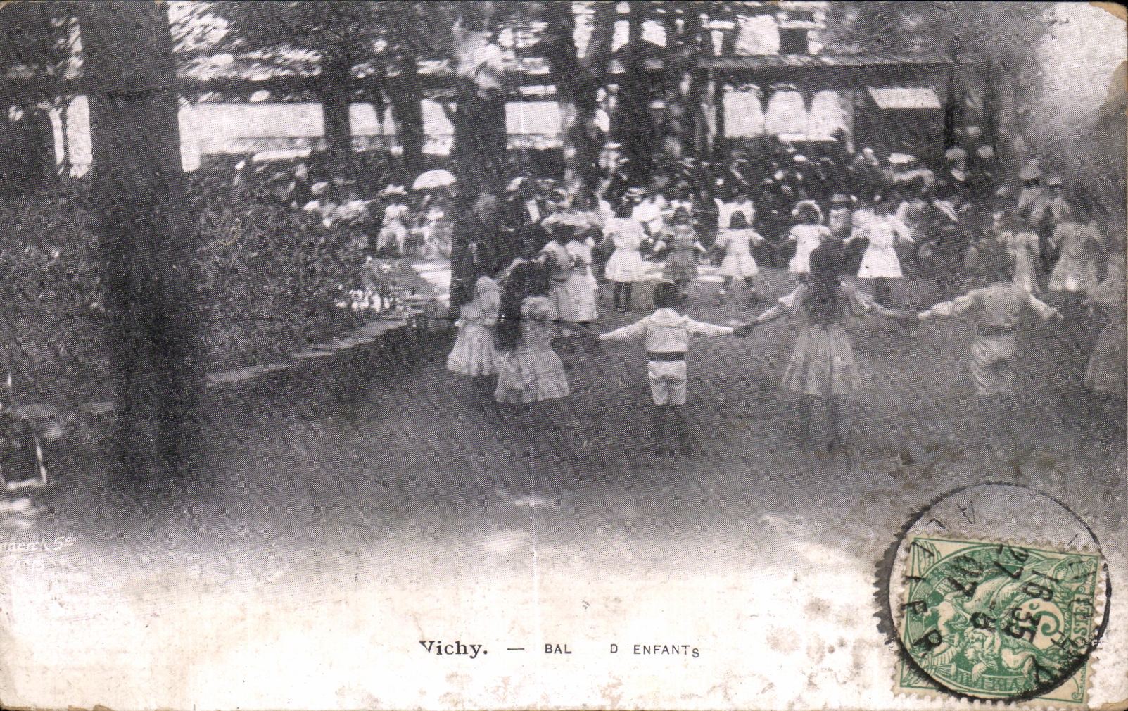 CPA Vichy Ball Children