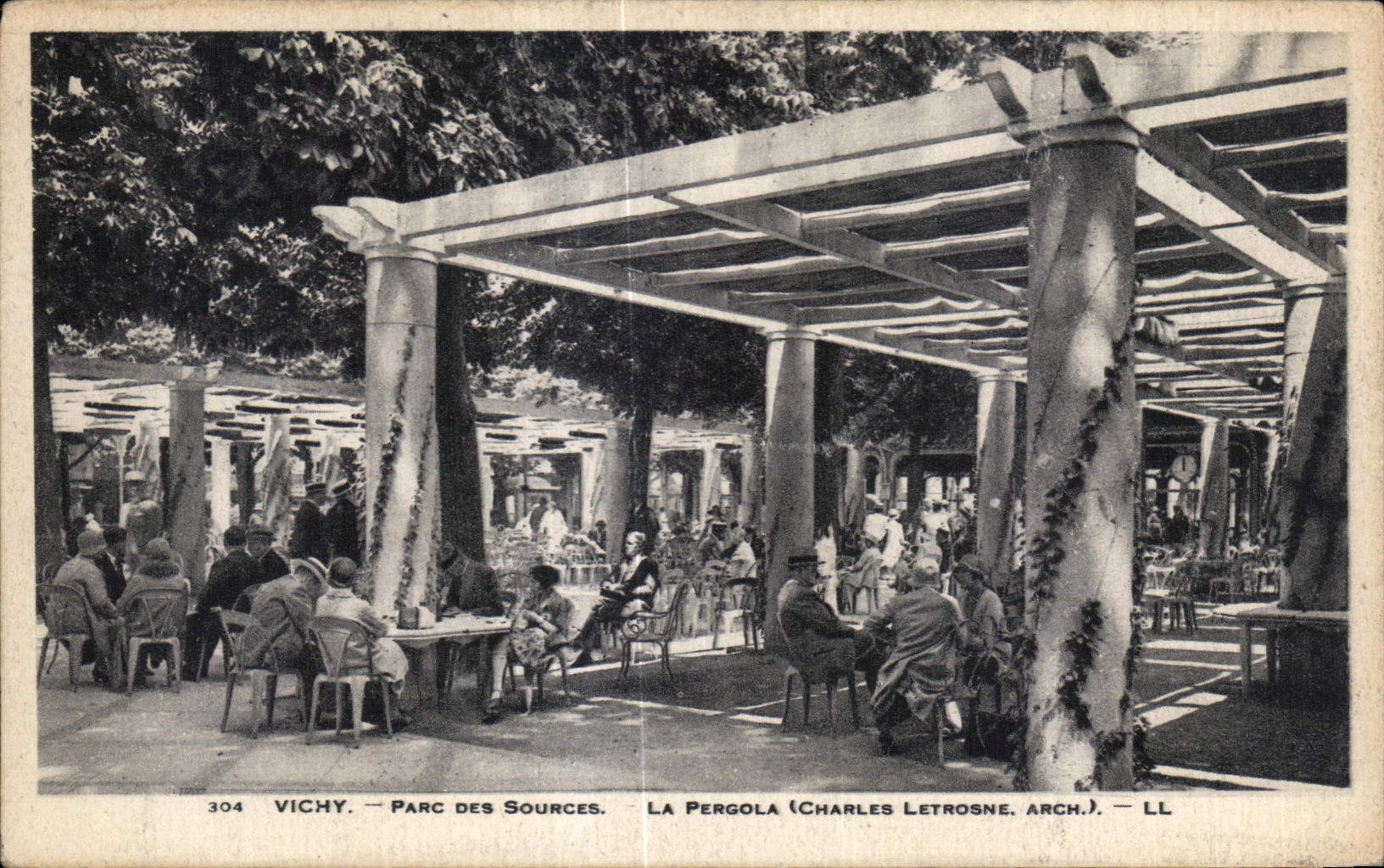 CPA Vichy Park of the Sources