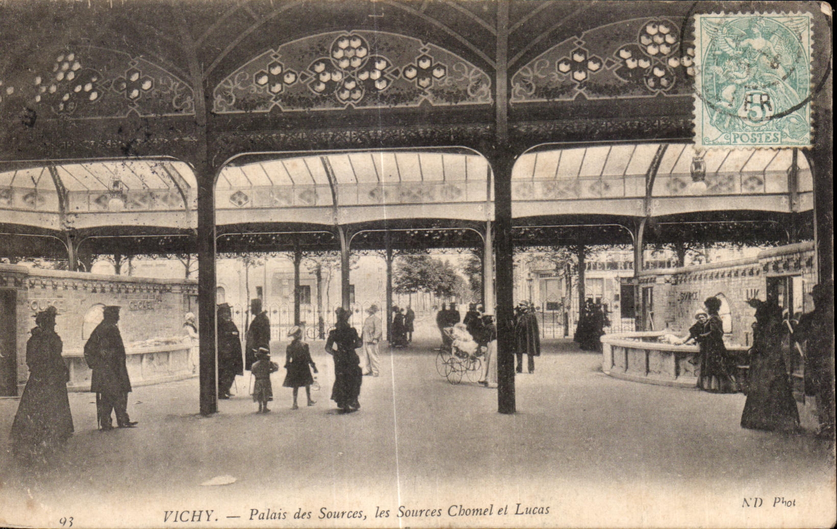 CPA Vichy Palais des Source