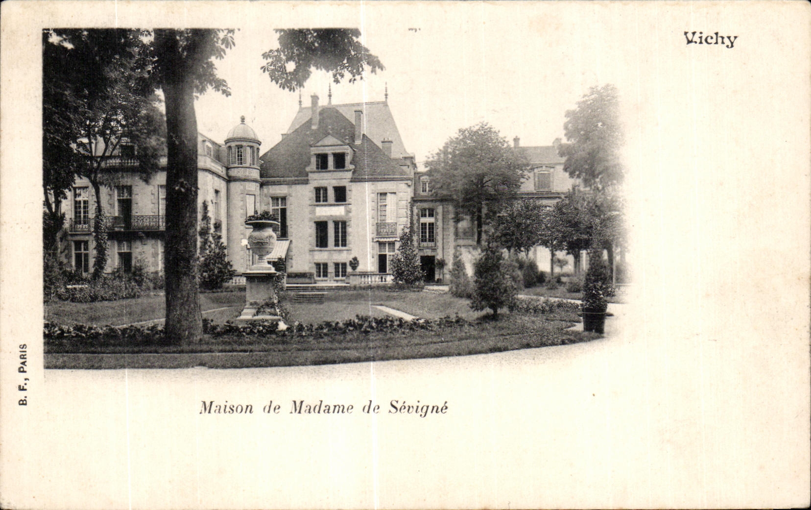 CPA Vichy Maison de Madame de Sevegne