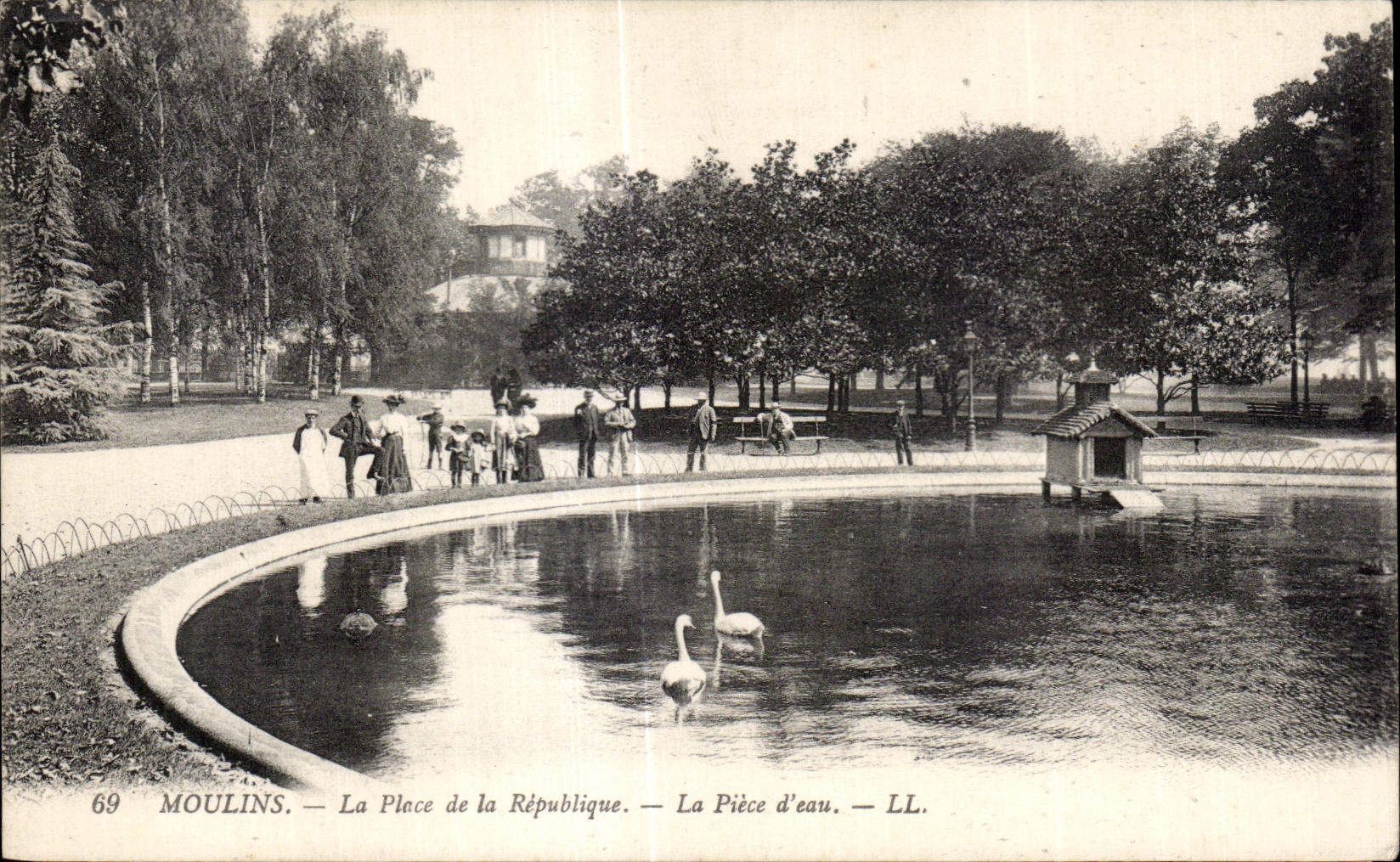 CPA Moulins the place of the Republic the Part Water Swan Swan