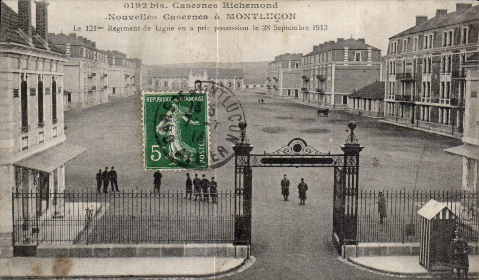 CPA Casernes Richemond Nouvelles barracks has Montlucon 121eme regiment of Militaria line