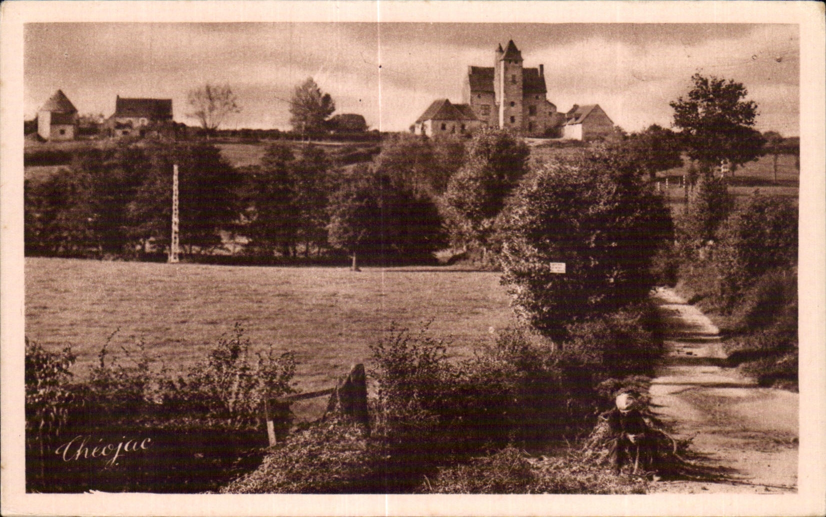 CPA Montlucon Allier Le Chateau de Blen Assis