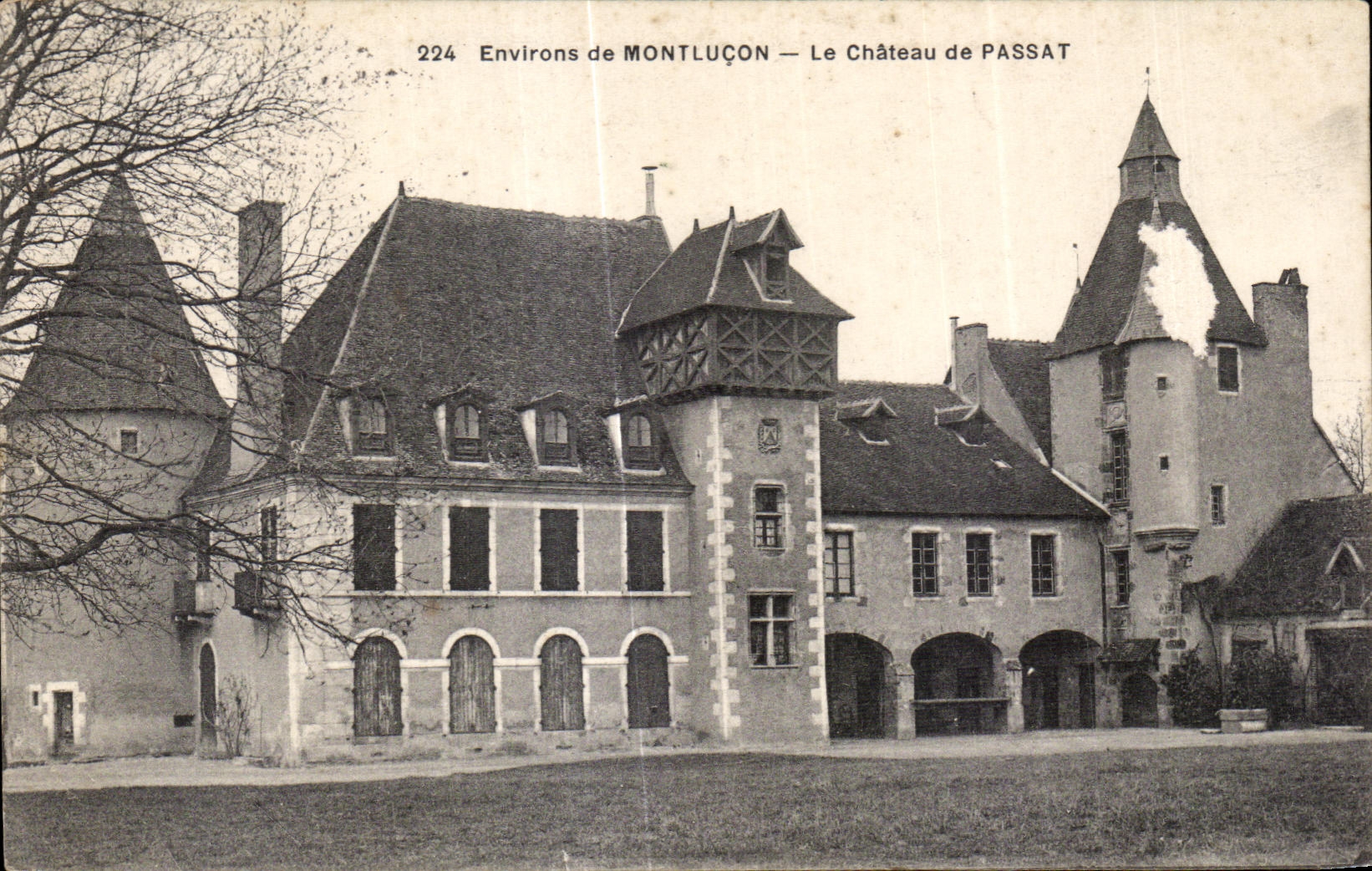 CPA Surroundings of Montlucon Le Castle of Passet