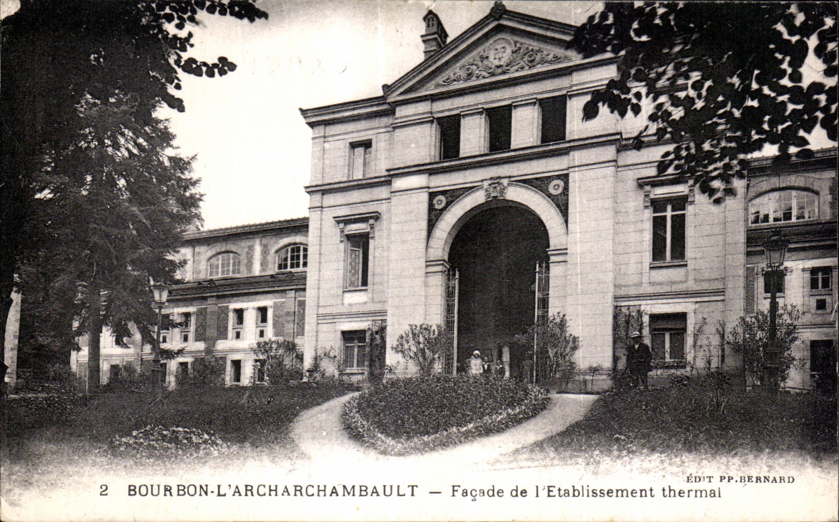 CPA Bourbon l Archambault Facade de Etablissement thermal