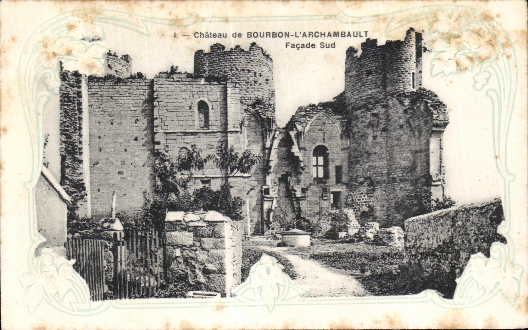 CPA Chateau de Bourbon l Archambault facade sud