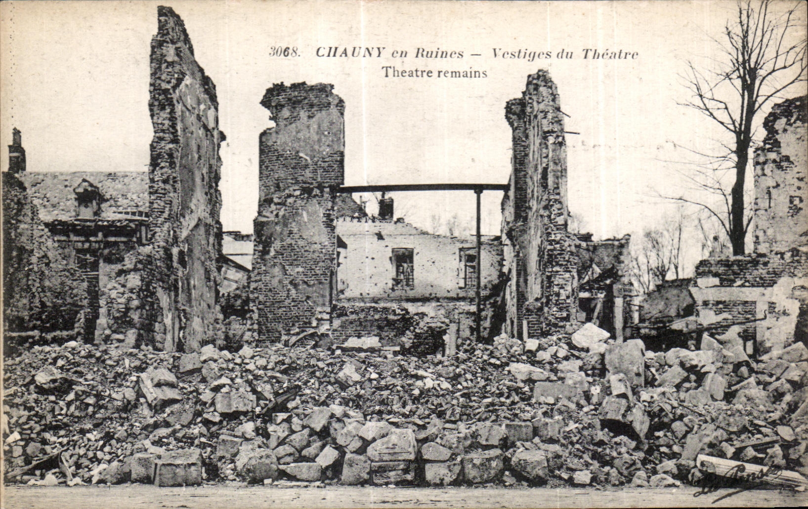 CPA Chauny in Ruins Vestiges of the Militaria Theater